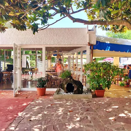 Beautiful Apartment, Swimming Pool And 2 Διαμέρισμα